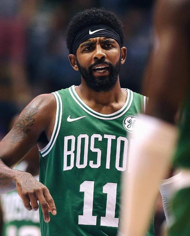 亚泰小将景泊羲完成中超首秀，月初曾说自己的梦想是中超首发（亚泰新星景泊羲迎来中超处子秀，月初坦言梦想是中超首发）