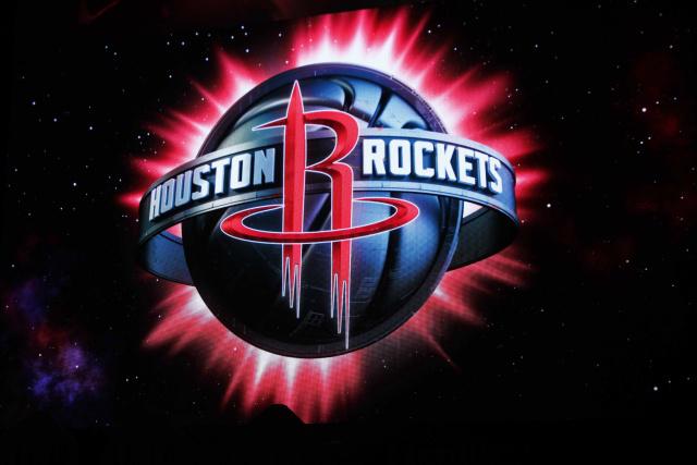 半场开香槟，兰德维尔以为自己稳了，没想到查里尔的输出还在后面！（半场提前庆祝，兰德维尔自认胜券在握，岂料查里尔后程火力更猛！）