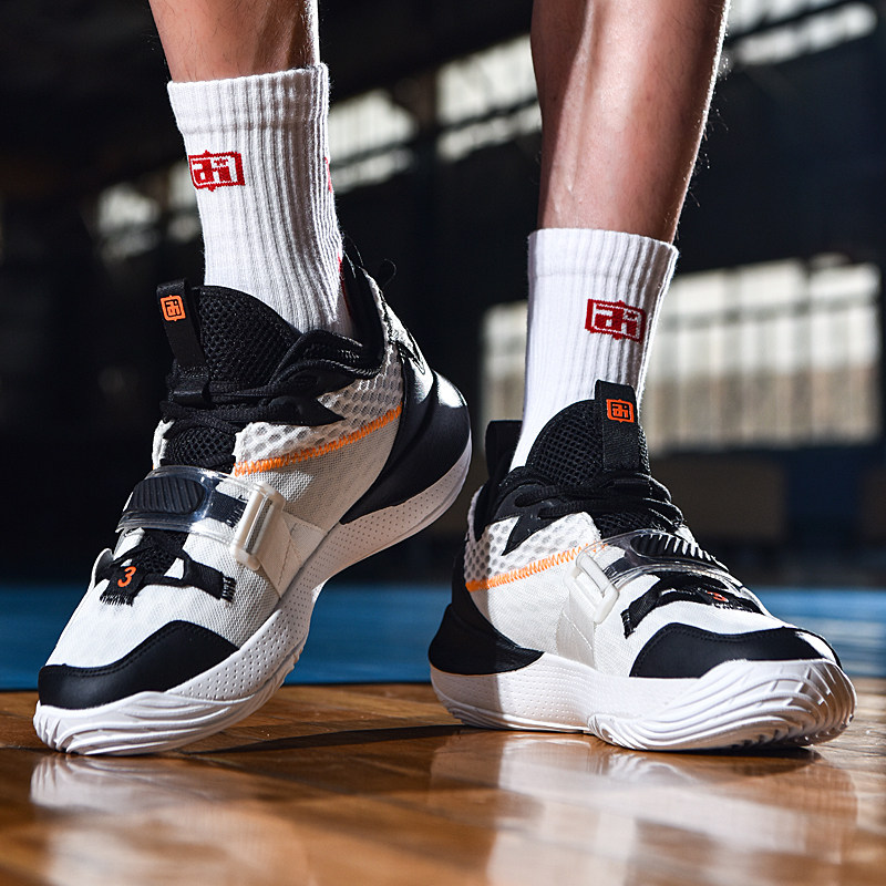 亚泰收官战0-1西海岸遭降级，陈柏良助攻里切利头球制胜（末轮亚泰0-1不敌西海岸宣告降级，陈柏良助攻里切利头槌定胜）