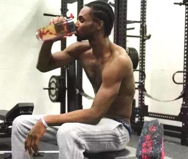 曼晚：罗德里未参加完整合练，曼城希望他能为英超首轮做准备（曼晚：罗德里未参与全队合练，曼城盼其赶上英超揭幕战）