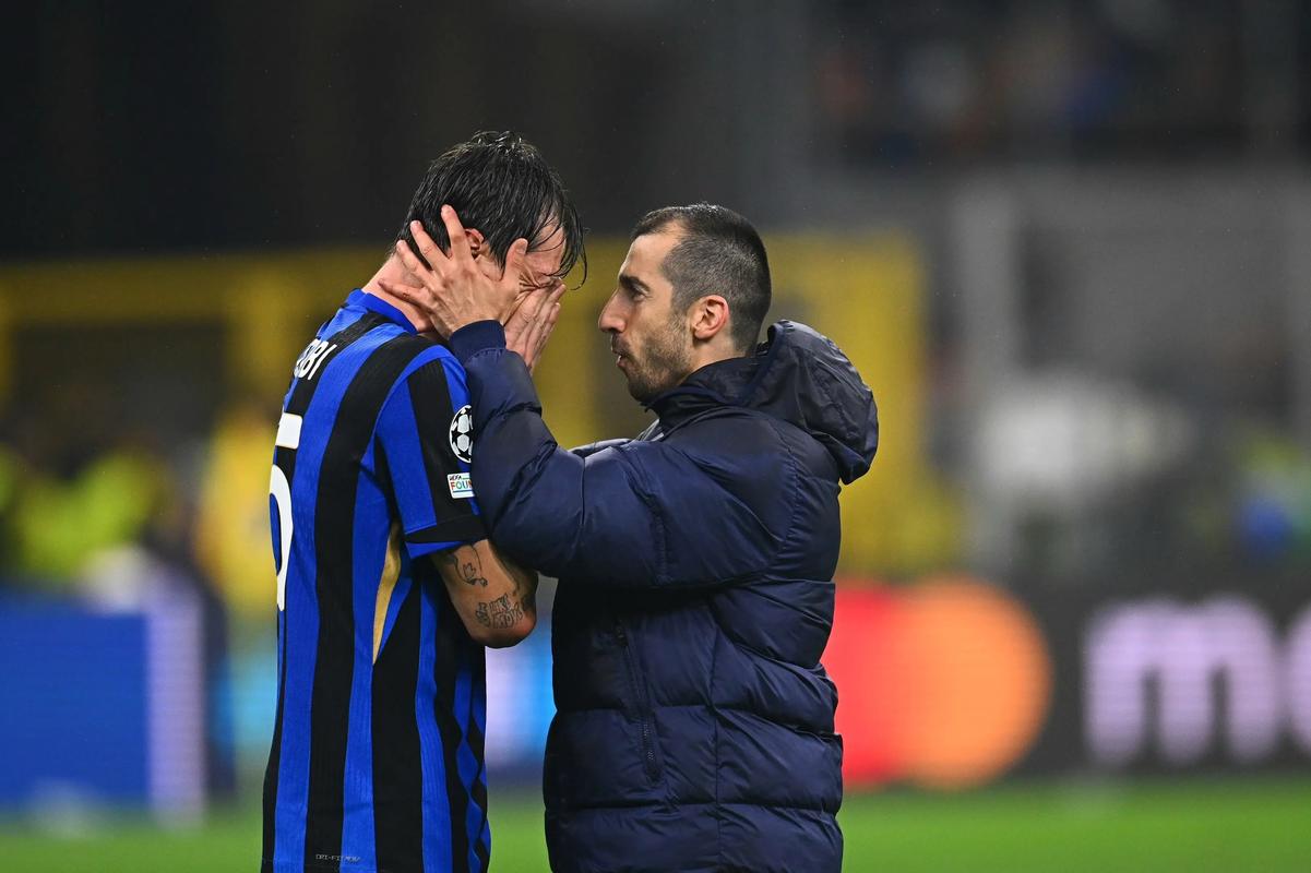 亚亚-图雷：瓜迪奥拉是毒蛇，我妻子说他不是男人还很坏（亚亚-图雷炮轰瓜迪奥拉：称其“毒蛇”，妻子指责其“不是男人且很坏”）