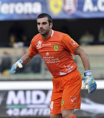 印媒：在梅西提前离场后印度球迷冲入球场大闹，有人受伤（印媒：梅西提前退场后印度球迷闯入球场引发骚乱，致人受伤）