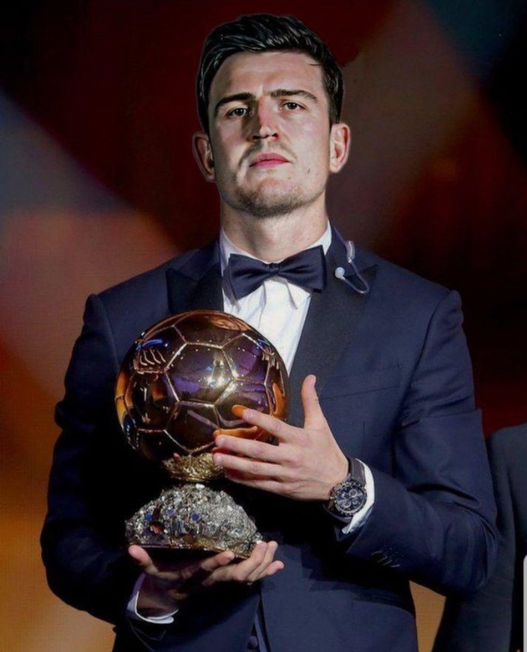 逆天，挪威甲门将点球大战一脚将摆好的球踢走以干扰对方（点球大战现奇招：挪威甲门将将摆好皮球一脚踢开扰乱对手）